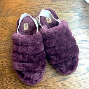 Ugg fuzzy slipper “Fluff Yeah”